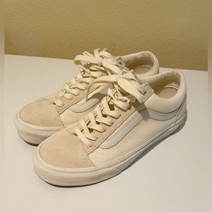 Womens Vans Suede Off White W8.5